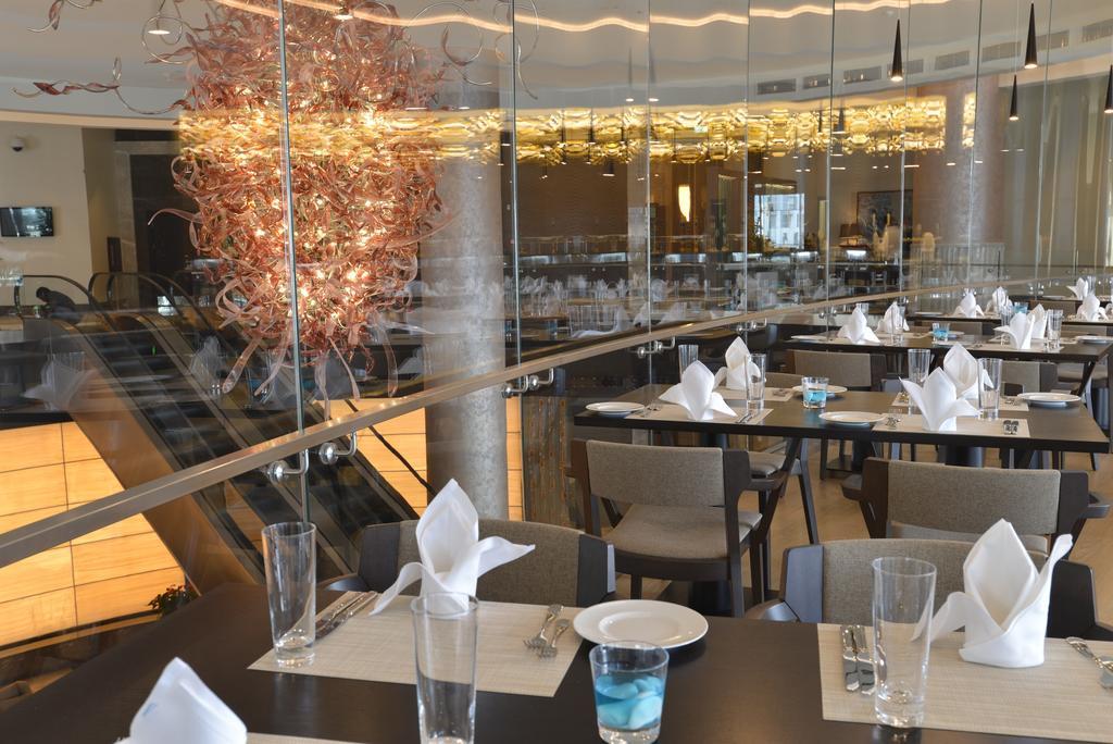 Wyndham Grand Europe מלון 5*
